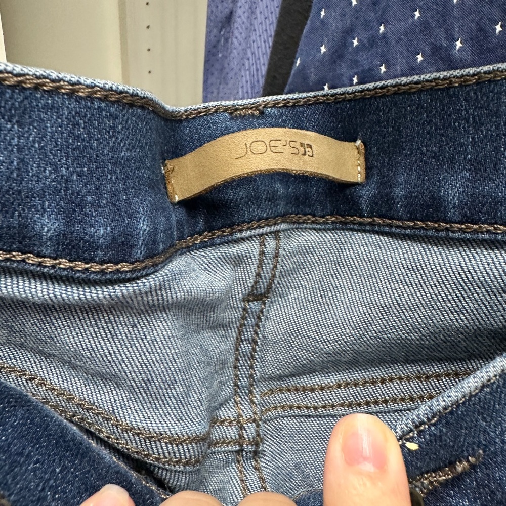 Like New- Mens Joes Jeans Size 36